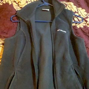 Columbia fleece vest